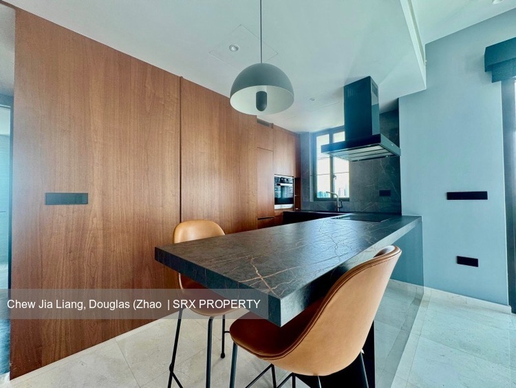 8 Saint Thomas (D9), Condominium #536660781